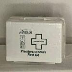 trousse de secours 1 a 4 personnes